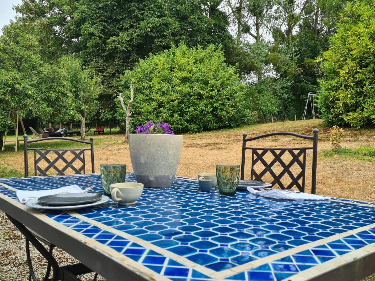 La Maison Des Tilleuls Saint-Germain-Sur-Seves Ngoại thất bức ảnh