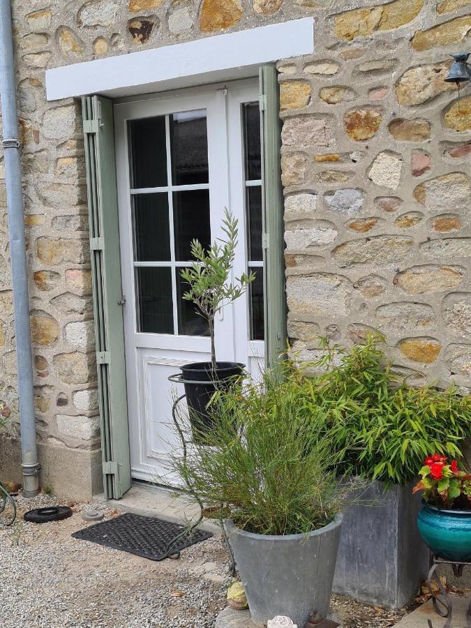 La Maison Des Tilleuls Saint-Germain-Sur-Seves Ngoại thất bức ảnh