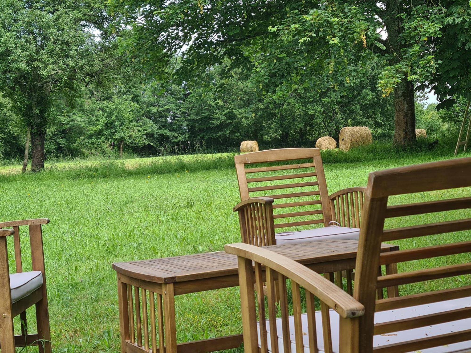 La Maison Des Tilleuls Saint-Germain-Sur-Seves Ngoại thất bức ảnh