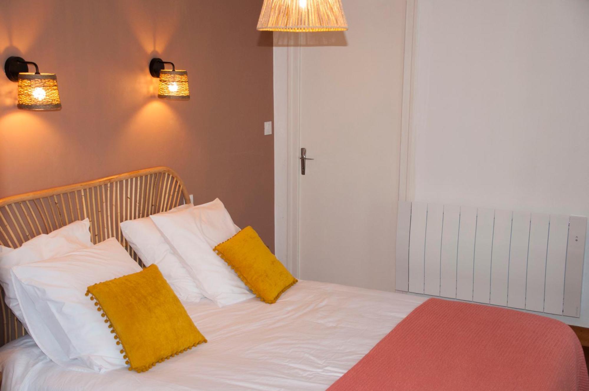 La Maison Des Tilleuls Saint-Germain-Sur-Seves Ngoại thất bức ảnh